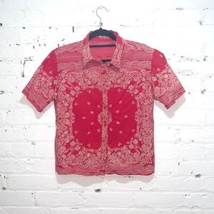 💮 Red cropped vintage shirt